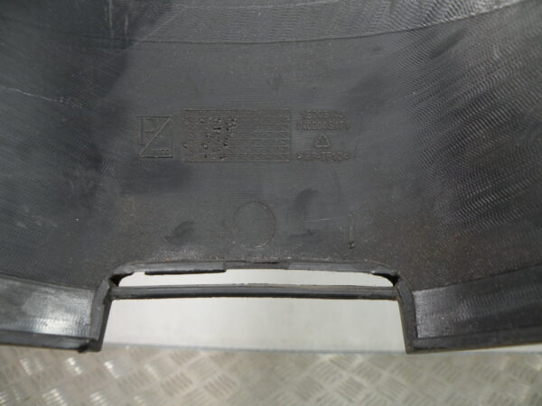 Fermeture centrale de marche pieds PIAGGIO TYPHOON 50 (1B003143)