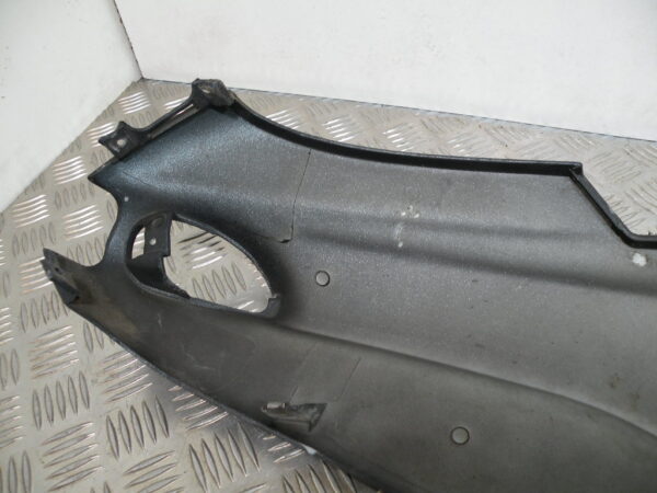 Coque arrière gauche PIAGGIO 50 TYPHOON 2t -2006-