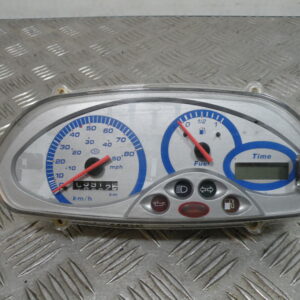 Compteur (9 912 km) PIAGGIO 50 TYPHOON 2t -2006-
