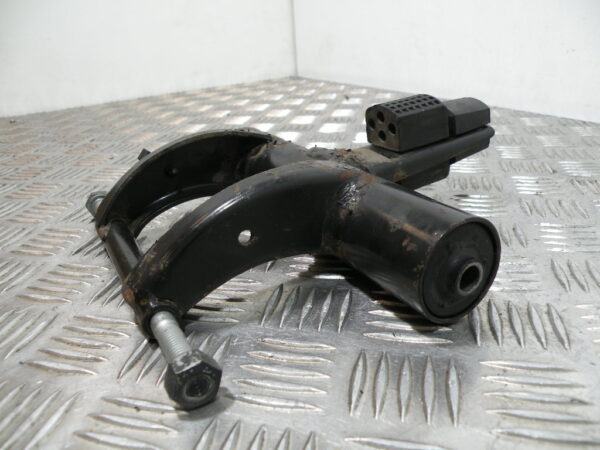 Support moteur PIAGGIO 50 TYPHOON 2t -2006-