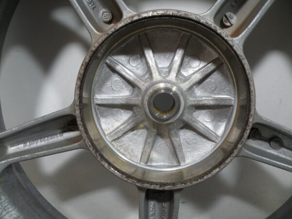 Roue arrière PIAGGIO LIBERTY 125 4t -2008-