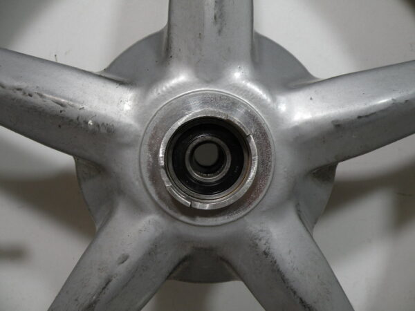 Roue avant PIAGGIO LIBERTY 125 4t -2008-