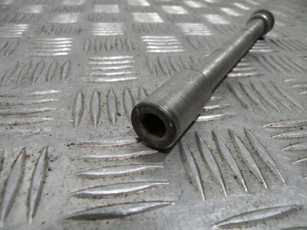 Axe de roue avant PIAGGIO LIBERTY 125 4t -2008-