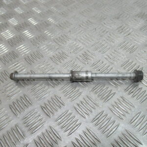 Axe roue avant HONDA SH125 – 2007 –