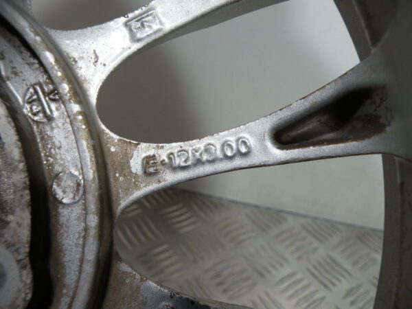 Roue avant VESPA SPRINT 50 2t -2015-