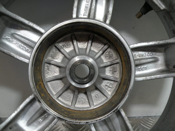 Roue arrière VESPA SPRINT 50 2t -2015-