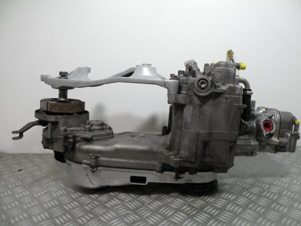 Moteur HONDA SH 125 4t -2003- (HI-JF07E)(49 829 km)