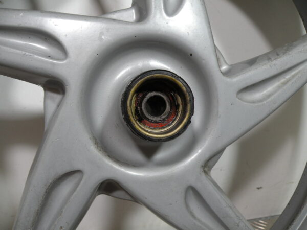 Roue avant HONDA SH 125 4t -2003-