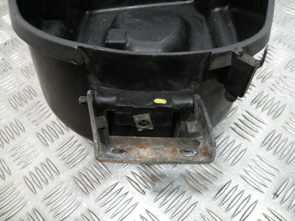 Coffre sous selle HONDA SH 125 4t -2003-