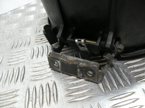 Coffre sous selle HONDA SH 125 4t -2003-