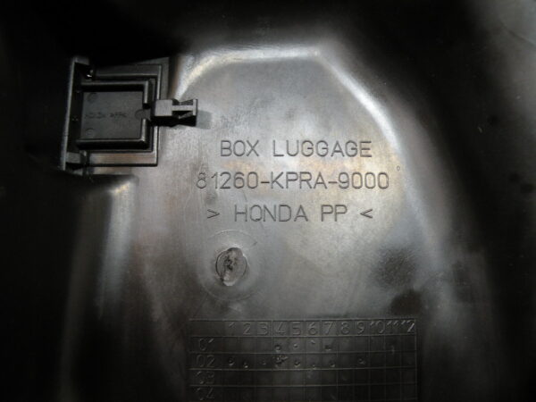 Coffre sous selle HONDA SH 125 4t -2003-