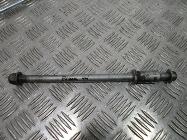 Axe de roue avant HONDA SH 125 4t -2003-