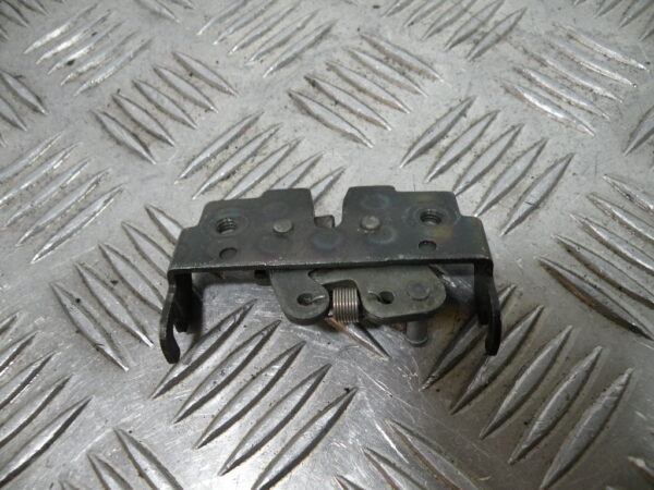 Serrure de coffre HONDA SH 125 4t -2003-