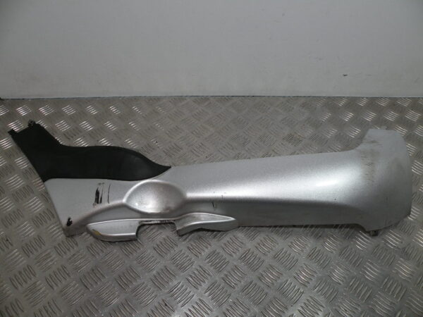 Bas de caisse droit GILERA FUOCO 500 4t -2007-