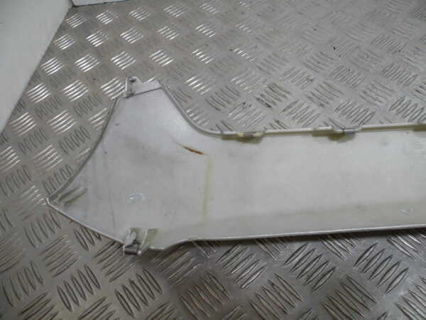 Bas de caisse droit GILERA FUOCO 500 4t -2007-