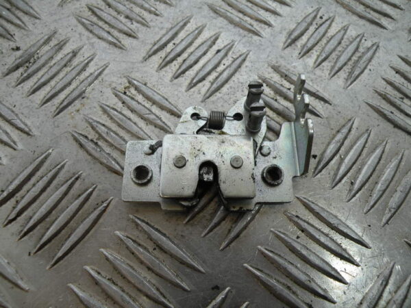 Serrure de selle GILERA FUOCO 500 4t -2007-