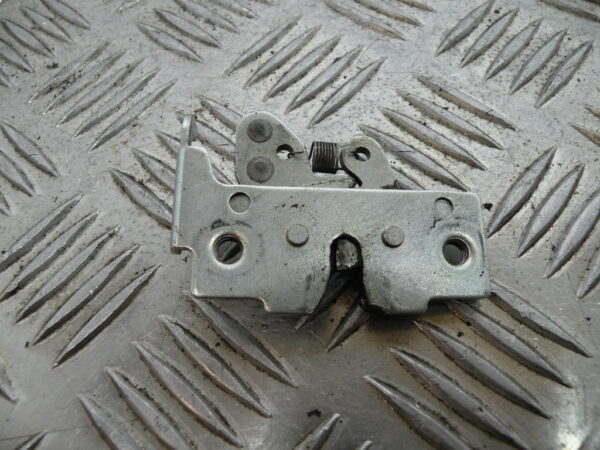 Serrure de selle GILERA FUOCO 500 4t -2007-