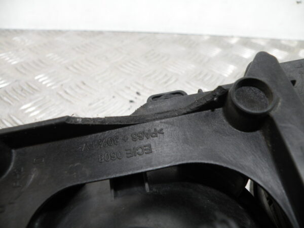 Optique / Phare avant gauche GILERA FUOCO 500 4t -2007-