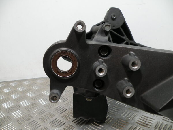 Bras oscillant KYMCO CV3 4t -2023-