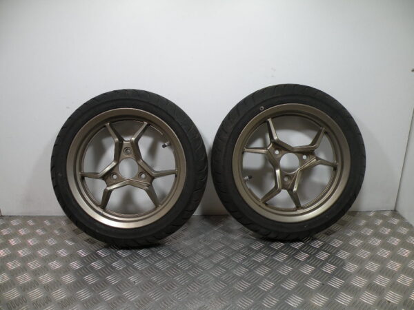 Roues avant KYMCO CV3 4t -2023-