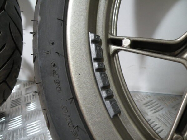 Roues avant KYMCO CV3 4t -2023-