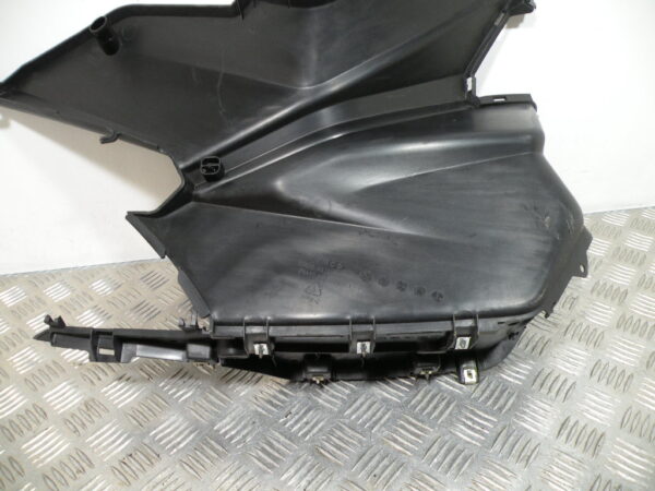 Marche pied gauche KYMCO CV3 4t -2023-
