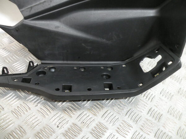 Marche pied droit KYMCO CV3 4t -2023-