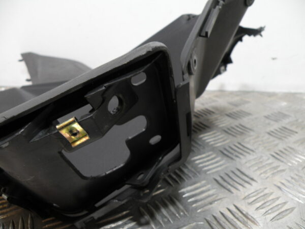 Marche pied droit KYMCO CV3 4t -2023-