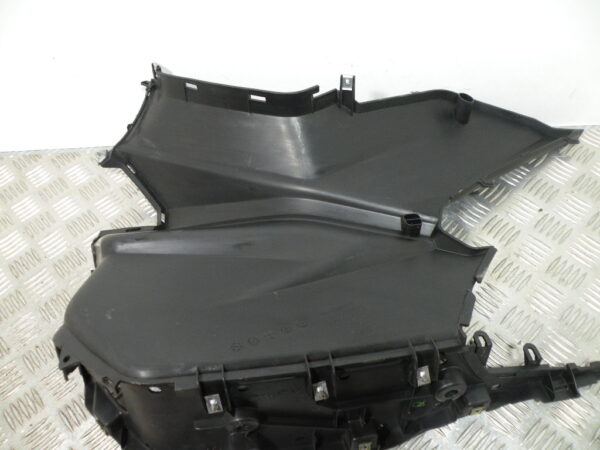 Marche pied droit KYMCO CV3 4t -2023-