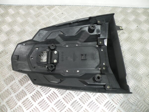 Carénage central arrière KYMCO CV3 4t -2023-