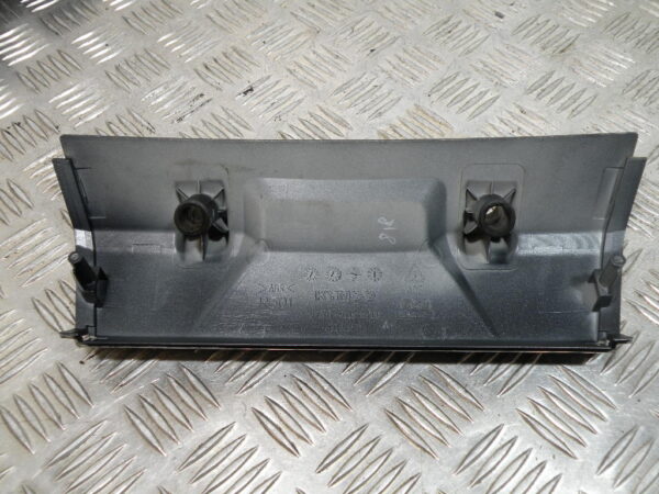 Carénage central de selle KYMCO CV3 4t -2023-