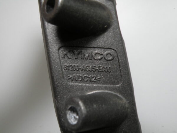 Poignée passager droit KYMCO CV3 4t -2023-