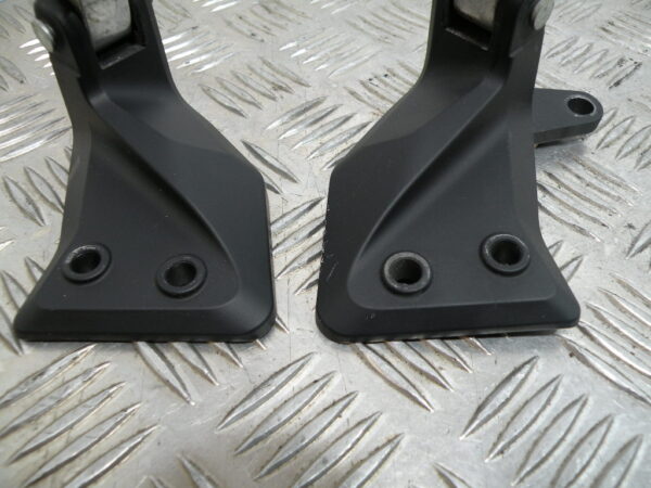 Platine repose pied KYMCO CV3 4t -2023-