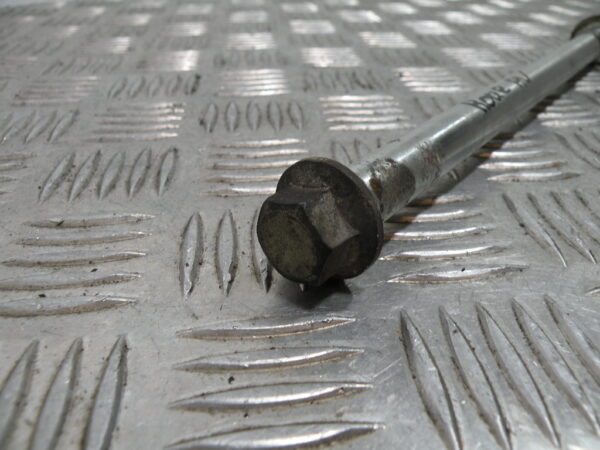 Axe de roue avant PEUGEOT VIVACITY 50 2t -2008-