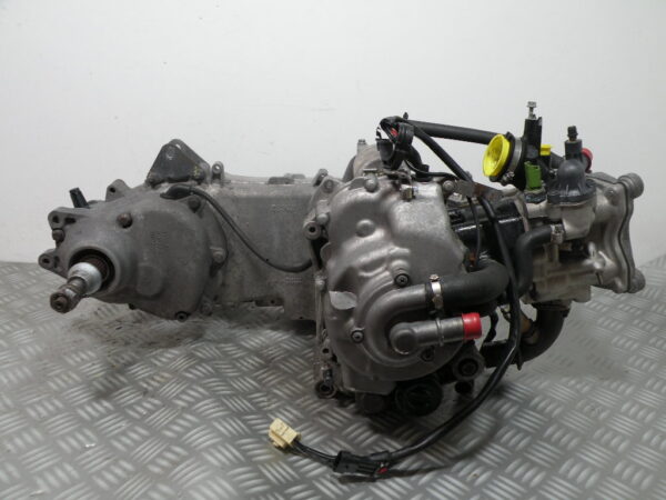 Moteur VESPA 300 GTS -2013- (M454M)(17 647 km)