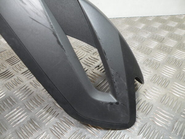 GARDE BOUE AVANT DROIT PIAGGIO MP3 300 YOURBAN 4t -2018-