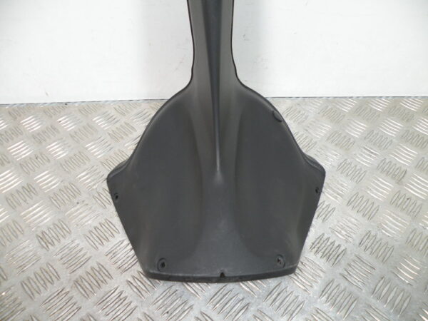 CARÉNAGE LOGEMENT DE ROUE PIAGGIO MP3 300 YOURBAN 4t -2018-
