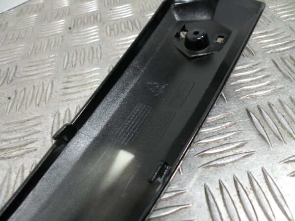BAGUETTE D’HABILLAGE AVANT PIAGGIO MP3 300 YOURBAN 4t -2018-