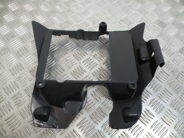 CACHE RADIATEUR PIAGGIO MP3 300 YOURBAN 4t -2018-