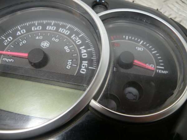 COMPTEUR (33 600 KM) PIAGGIO MP3 300 YOURBAN 4t -2018-