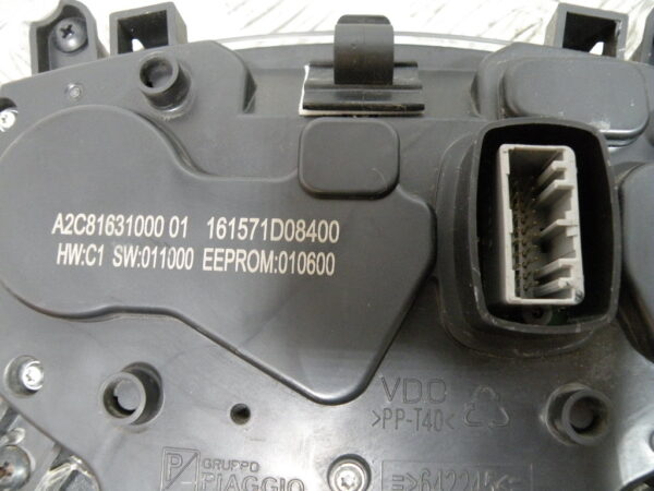 COMPTEUR (33 600 KM) PIAGGIO MP3 300 YOURBAN 4t -2018-