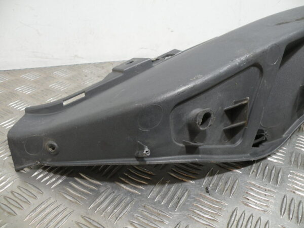 Marche pied gauche PIAGGIO X EVO 125 4t -2009-
