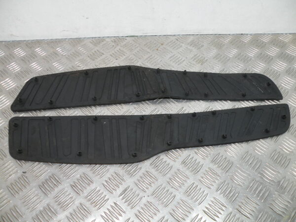 Tapis de marche pied PIAGGIO X EVO 125 4t -2009-