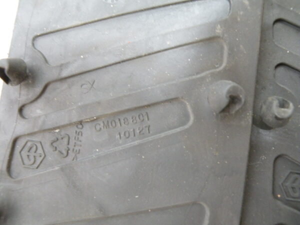 Tapis de marche pied PIAGGIO X EVO 125 4t -2009-