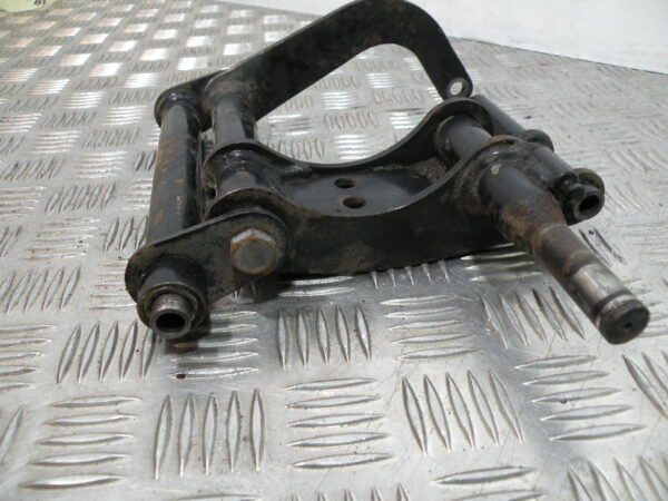 Support moteur PIAGGIO X EVO 125 4t -2009-