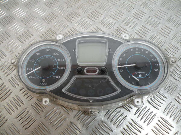 Compteur PIAGGIO X EVO 125 4t -2010-