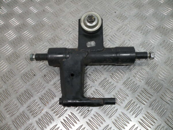 Support moteur (avec axe) PIAGGIO LX 50 2t -2012-