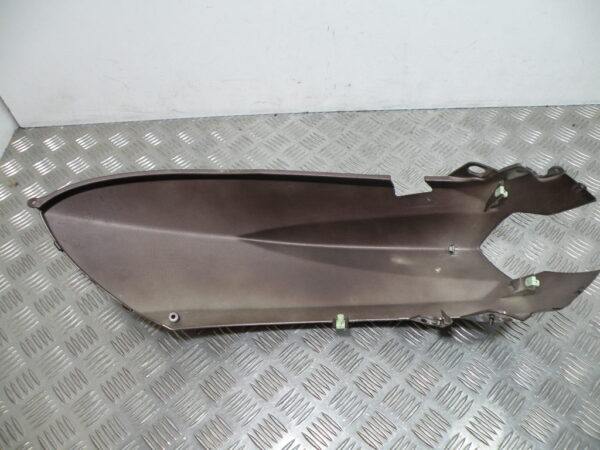 Coque arrière droit PEUGEOT KISBEE 4t -2013-