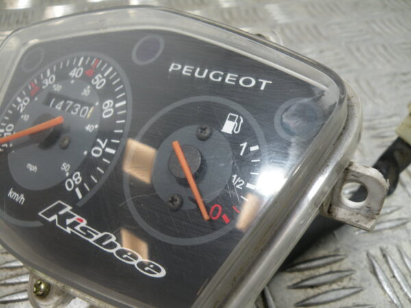 Compteur PEUGEOT KISBEE 4t -2013-