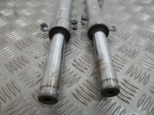 Tube de fourche PEUGEOT KISBEE 4t -2013-